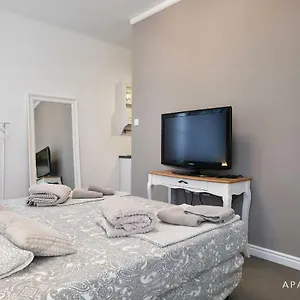 https://downtown-apartment-free-parking.hotels-in-ljubljana.com