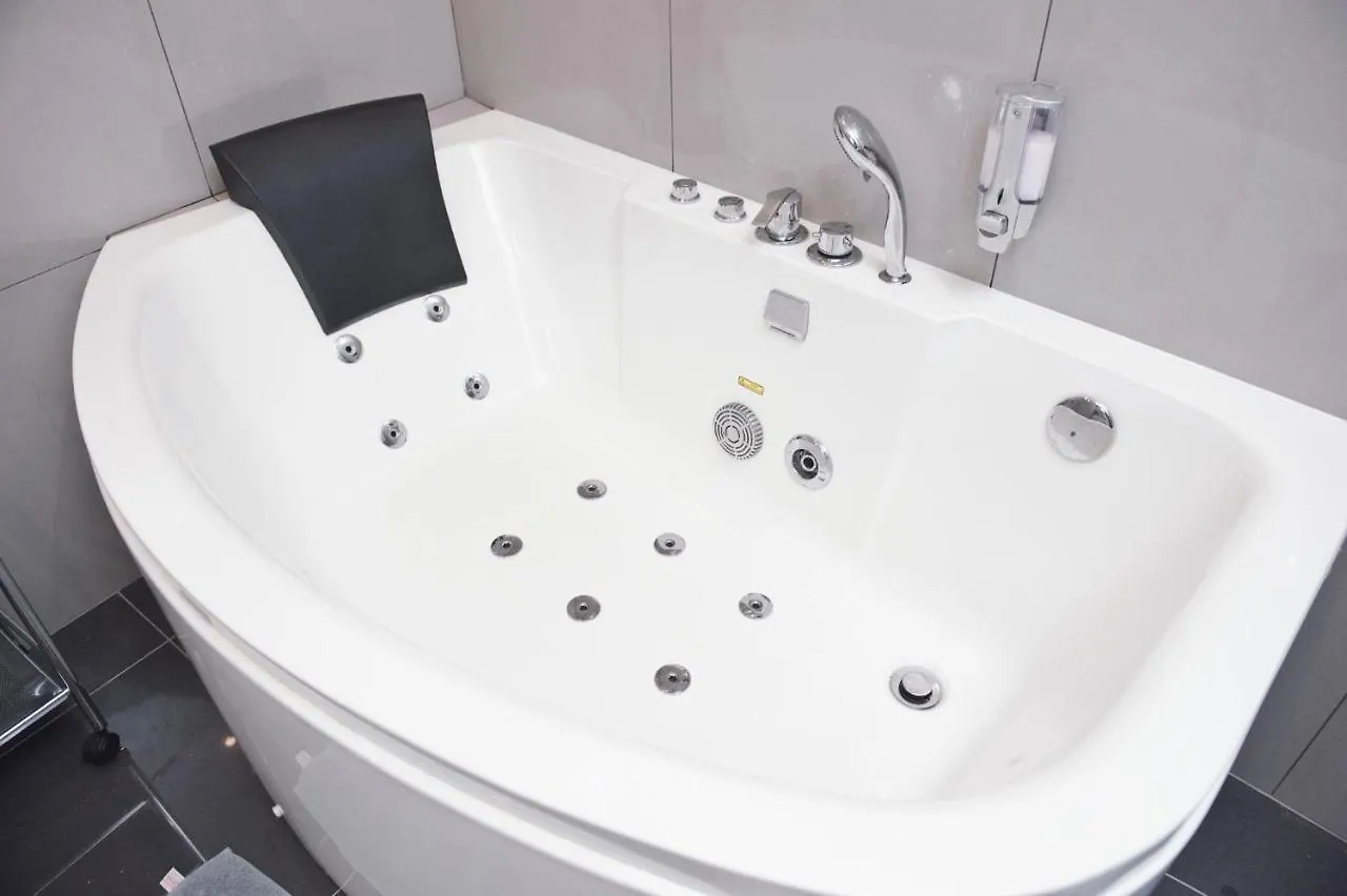Апартаменты Apartamenty Nad Jeziorkiem Варшава