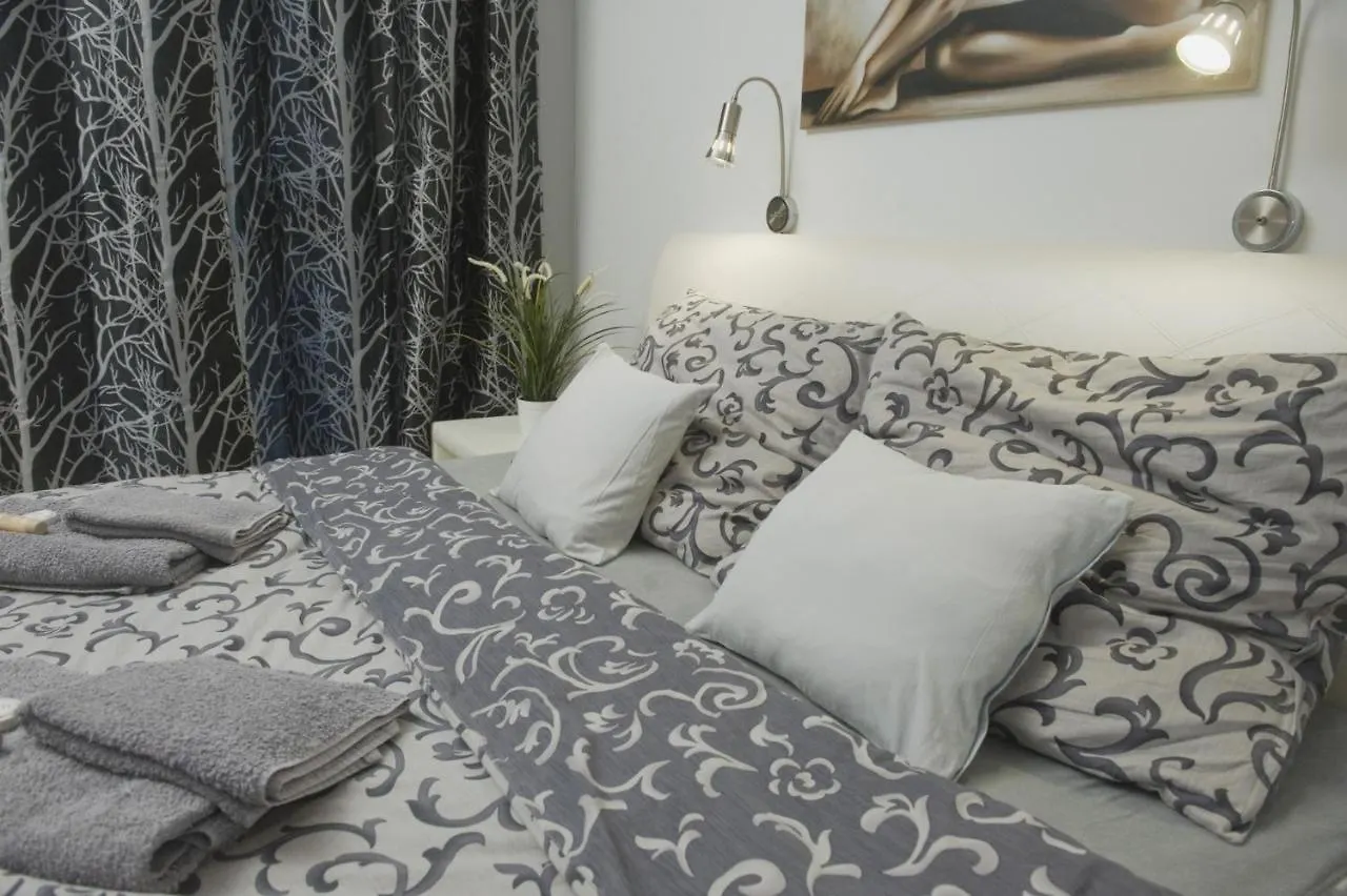 Apartamenty Nad Jeziorkiem Варшава